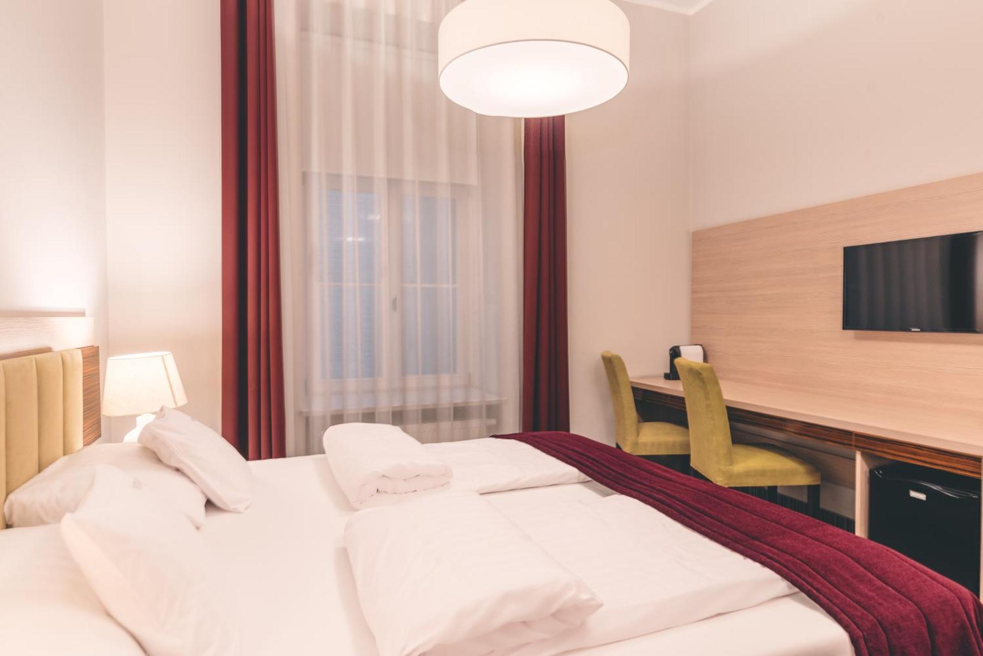 Fortune Old Town Boutique Hotel Познан Стая снимка